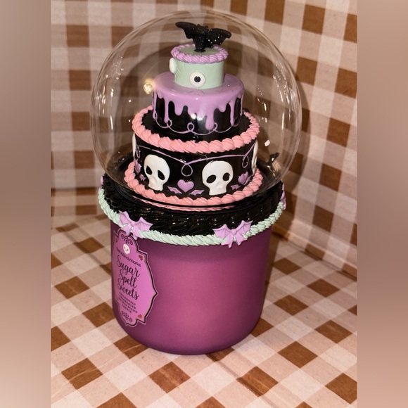 NWT*1 LEFT*NIB. B&BW Snowglobe Spooky Layer Cake 2025 Limited Edition Candle - Picture 5 of 7